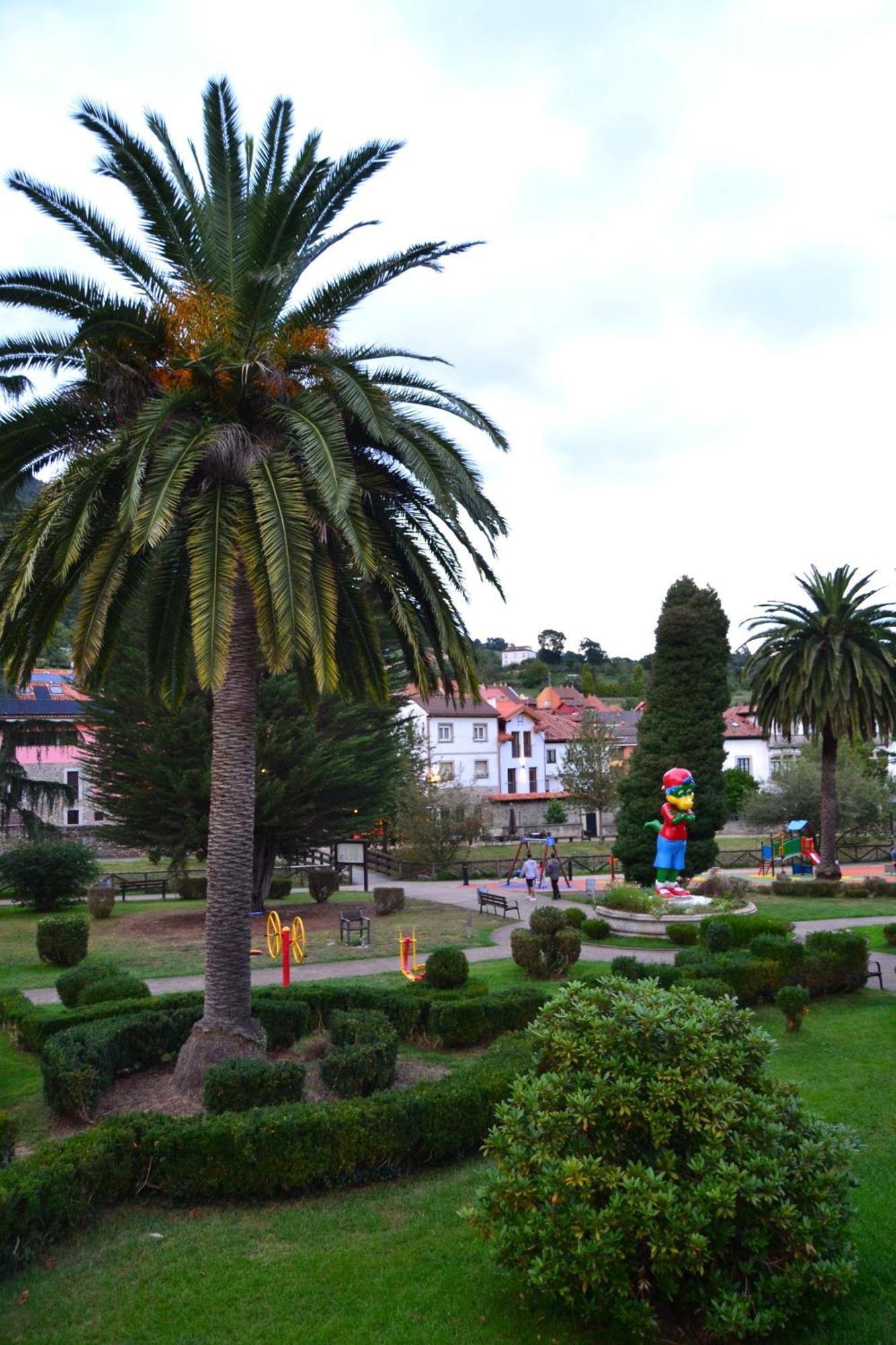 Villa De Salas Alojamientos Buitenkant foto